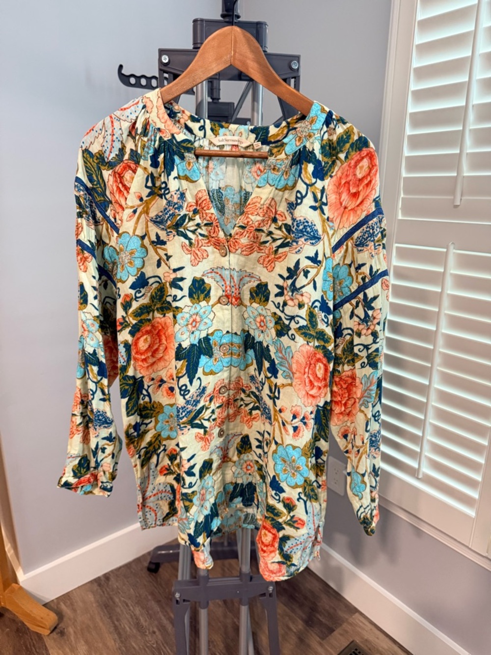 Soft Surroundings Cream Floral V-Neck Tunic with Coral & Blue Flowers